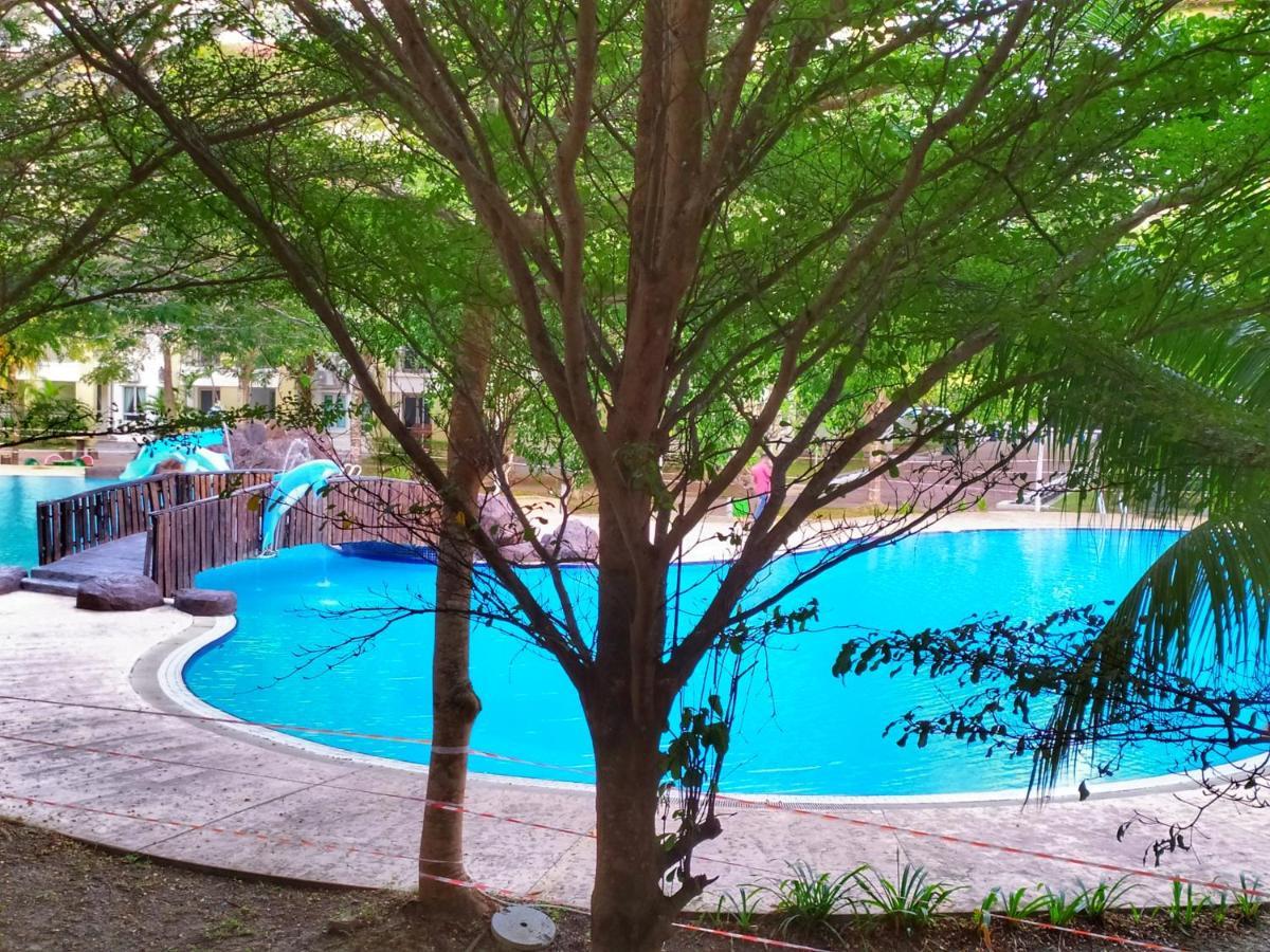Le'Coco Homestay In Tiara Desaru Residence Ngoại thất bức ảnh