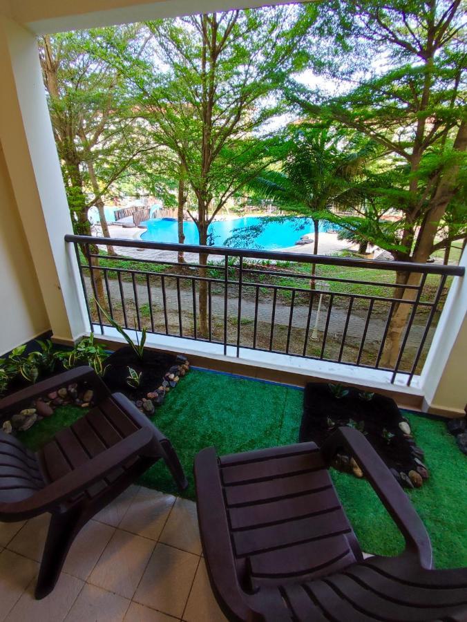 Le'Coco Homestay In Tiara Desaru Residence Ngoại thất bức ảnh