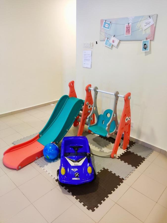 Le'Coco Homestay In Tiara Desaru Residence Ngoại thất bức ảnh