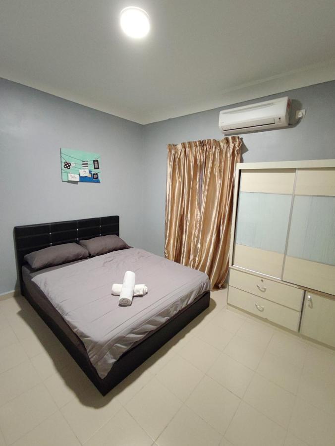 Le'Coco Homestay In Tiara Desaru Residence Ngoại thất bức ảnh